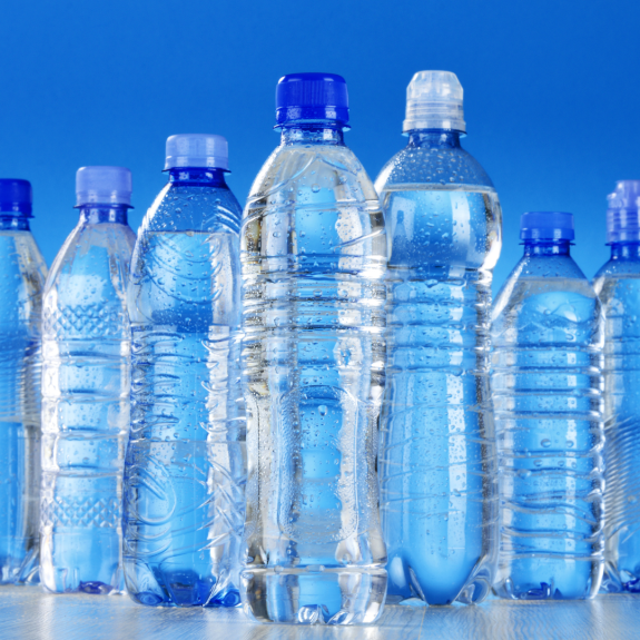 Les dangers de l'eau en bouteille